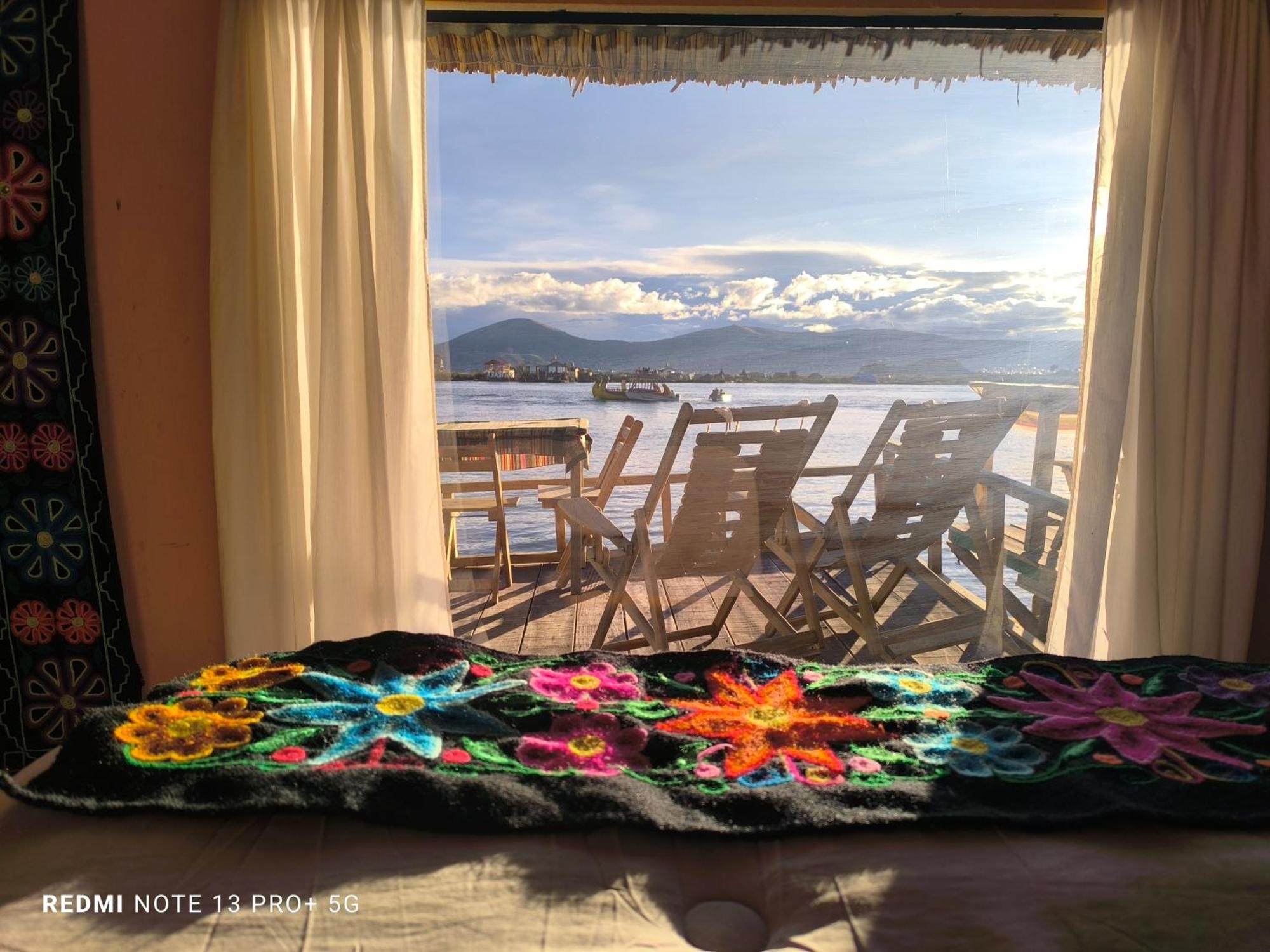 Uros Quechua'S Lodge Titicaca Puno Camera foto